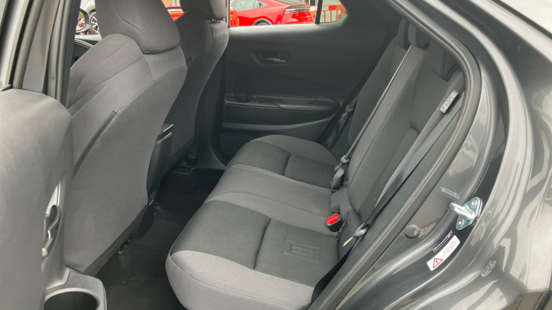 Toyota C-HR 1.8 Hybrid Design 5dr CVT Hybrid Hatchback